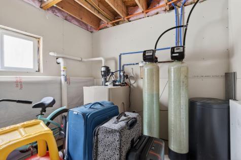 1525 Roosevelt Trail Raymond ME 04071