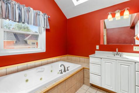 96 Central Street Gardiner ME 04345