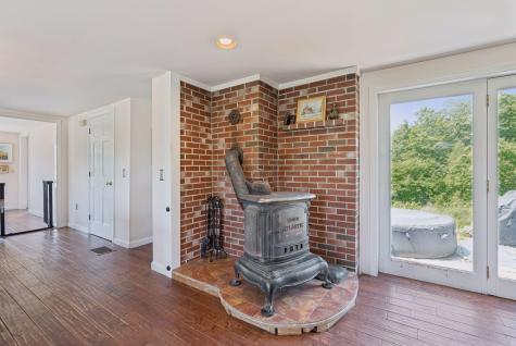 30 Graffam Road Baldwin ME 04091