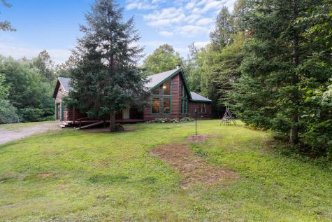 24 Stone House Court Whitefield ME 04353