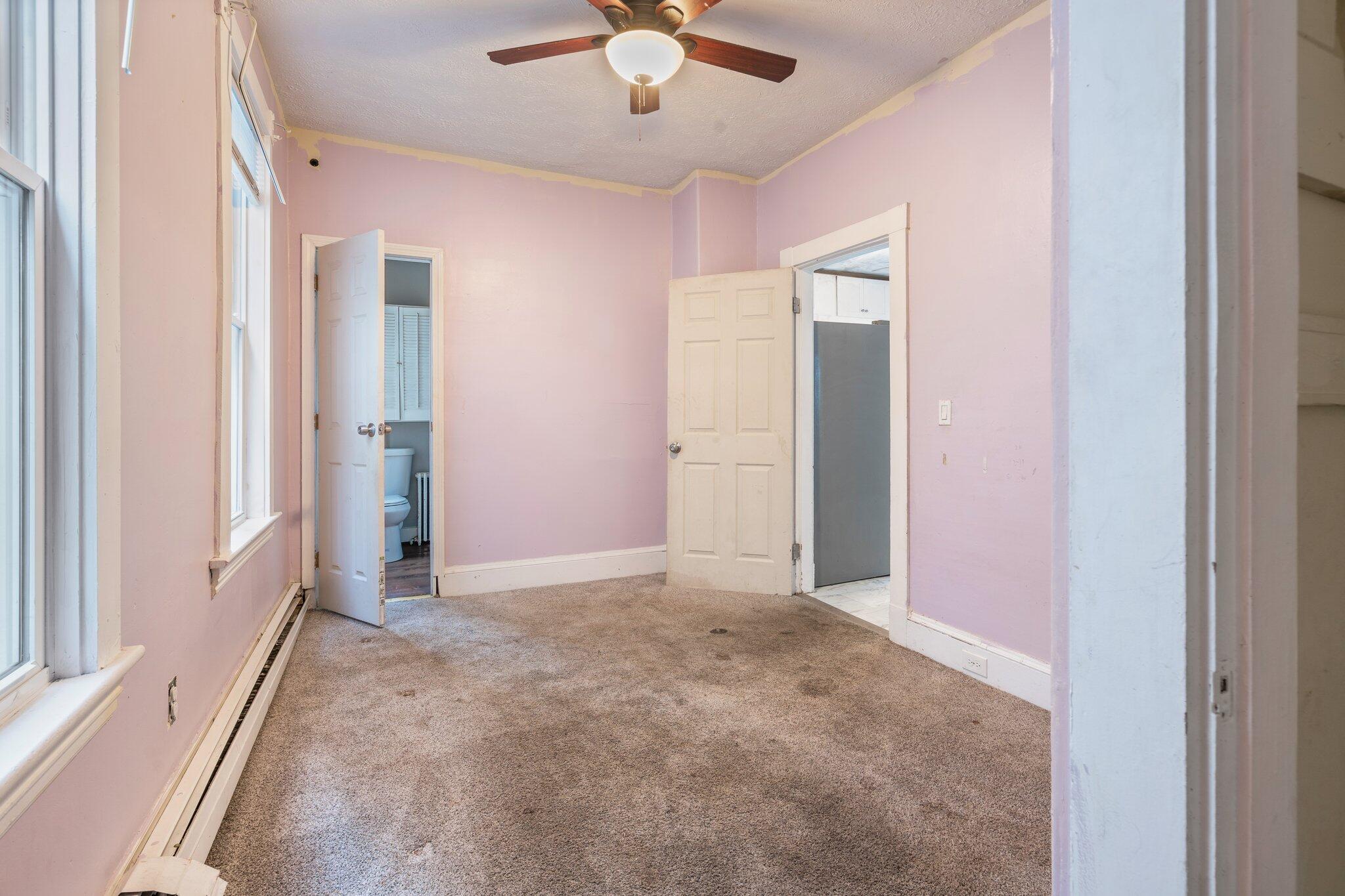 28 Vine Street Auburn ME 04210