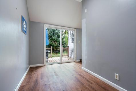 28 Vine Street Auburn ME 04210