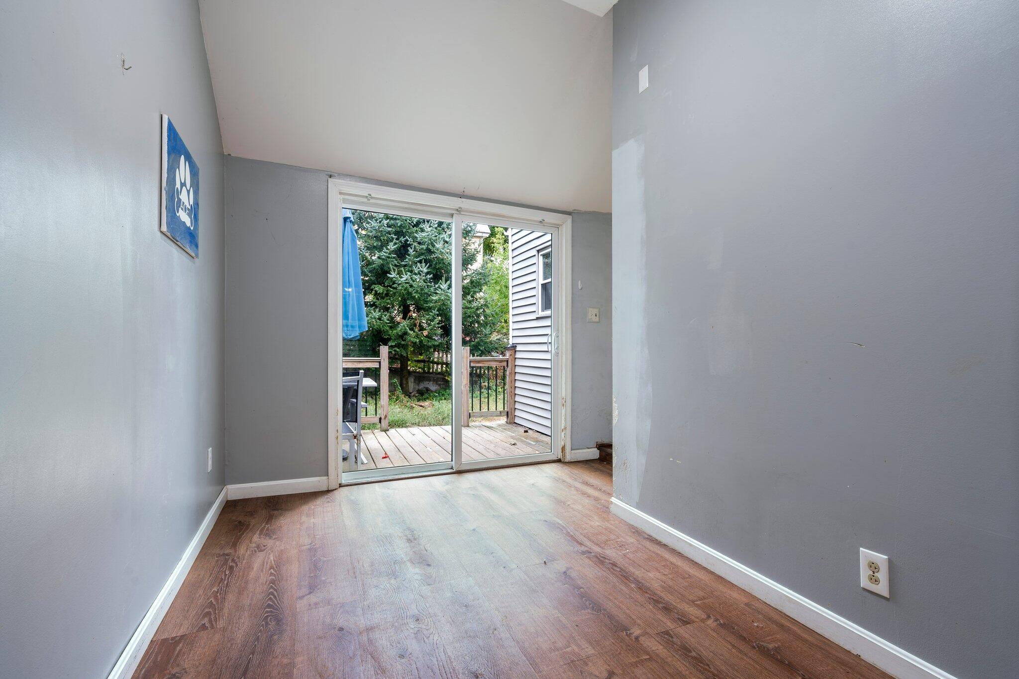 28 Vine Street Auburn ME 04210