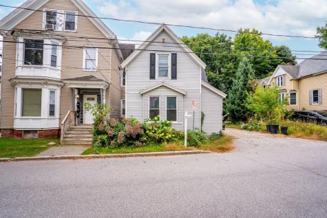 28 Vine Street Auburn ME 04210