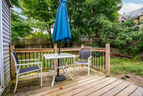 28 Vine Street Auburn ME 04210