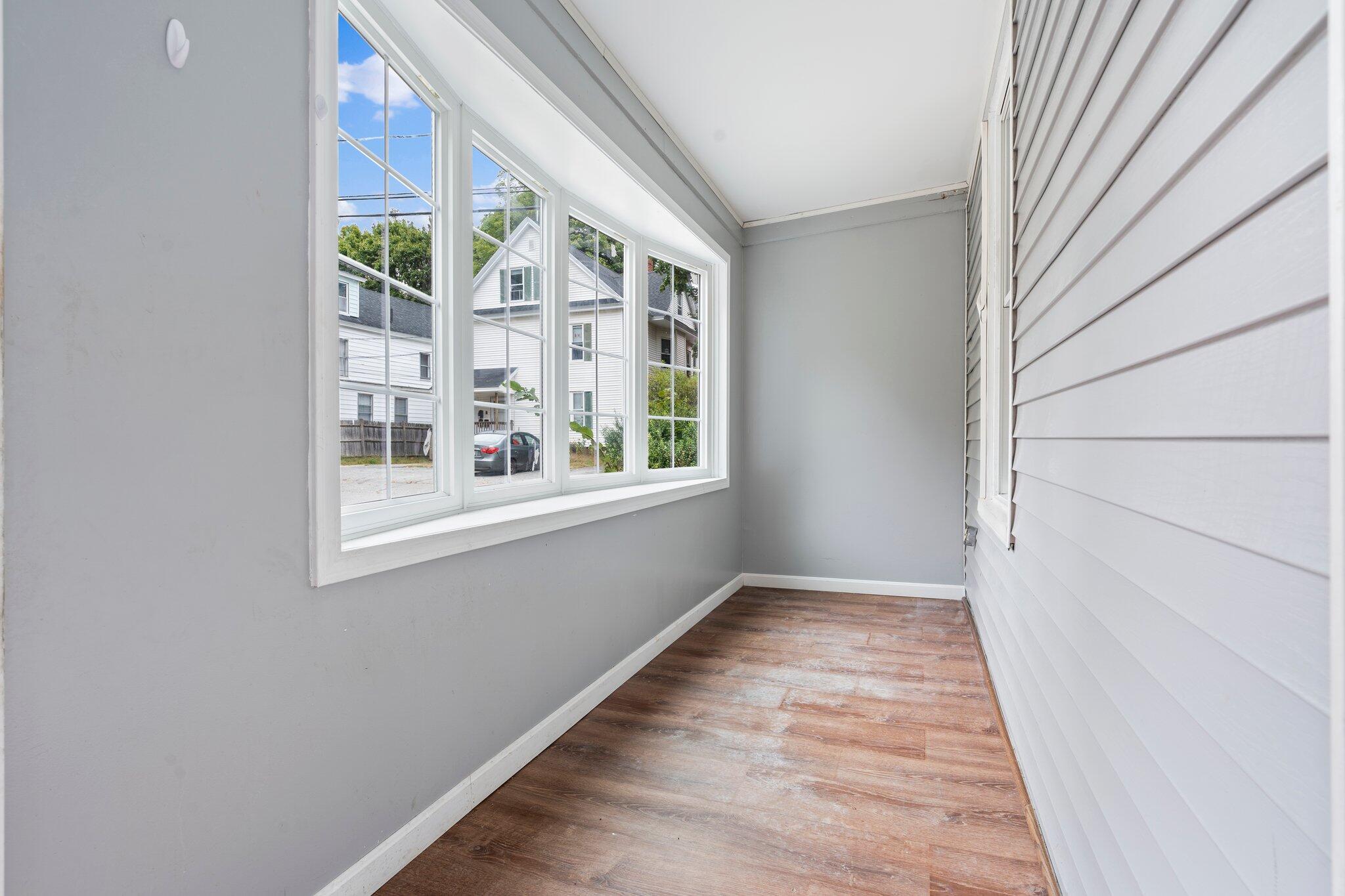 28 Vine Street Auburn ME 04210