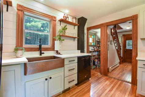 28 Capitol Street Pittston ME 04345