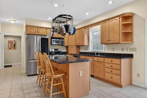 39 Hunter Road Freeport ME 04032