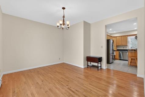 39 Hunter Road Freeport ME 04032