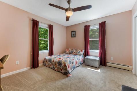 3 Greenwood Lane Lewiston ME 04240