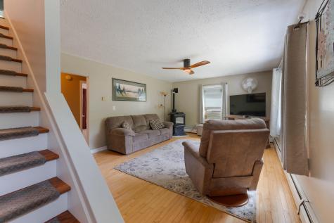 3 Greenwood Lane Lewiston ME 04240