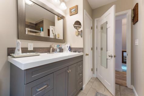 3 Greenwood Lane Lewiston ME 04240