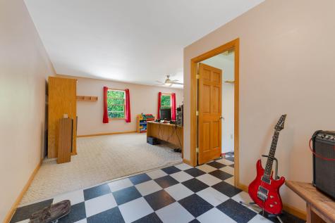 3 Greenwood Lane Lewiston ME 04240