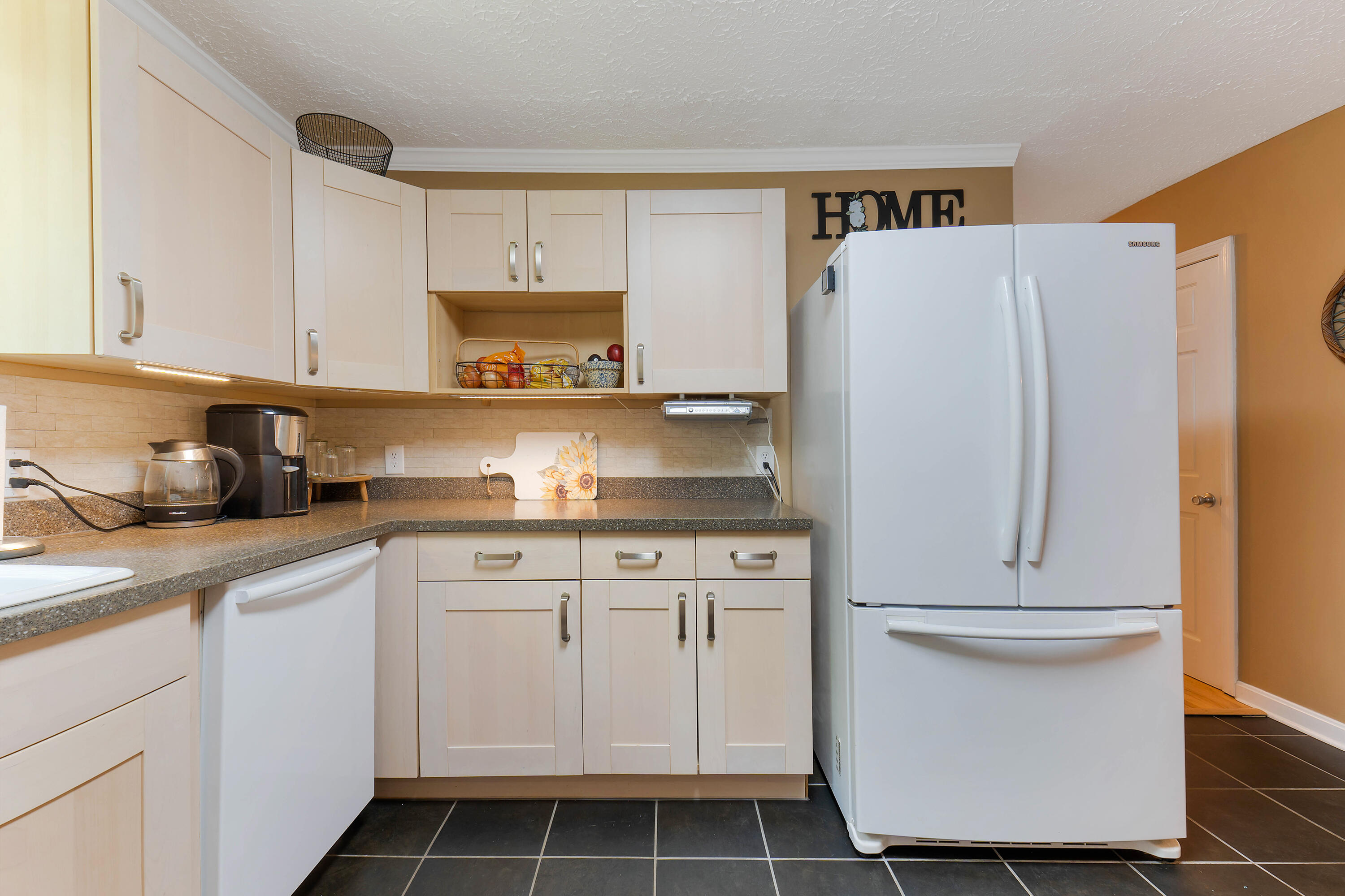 3 Greenwood Lane Lewiston ME 04240