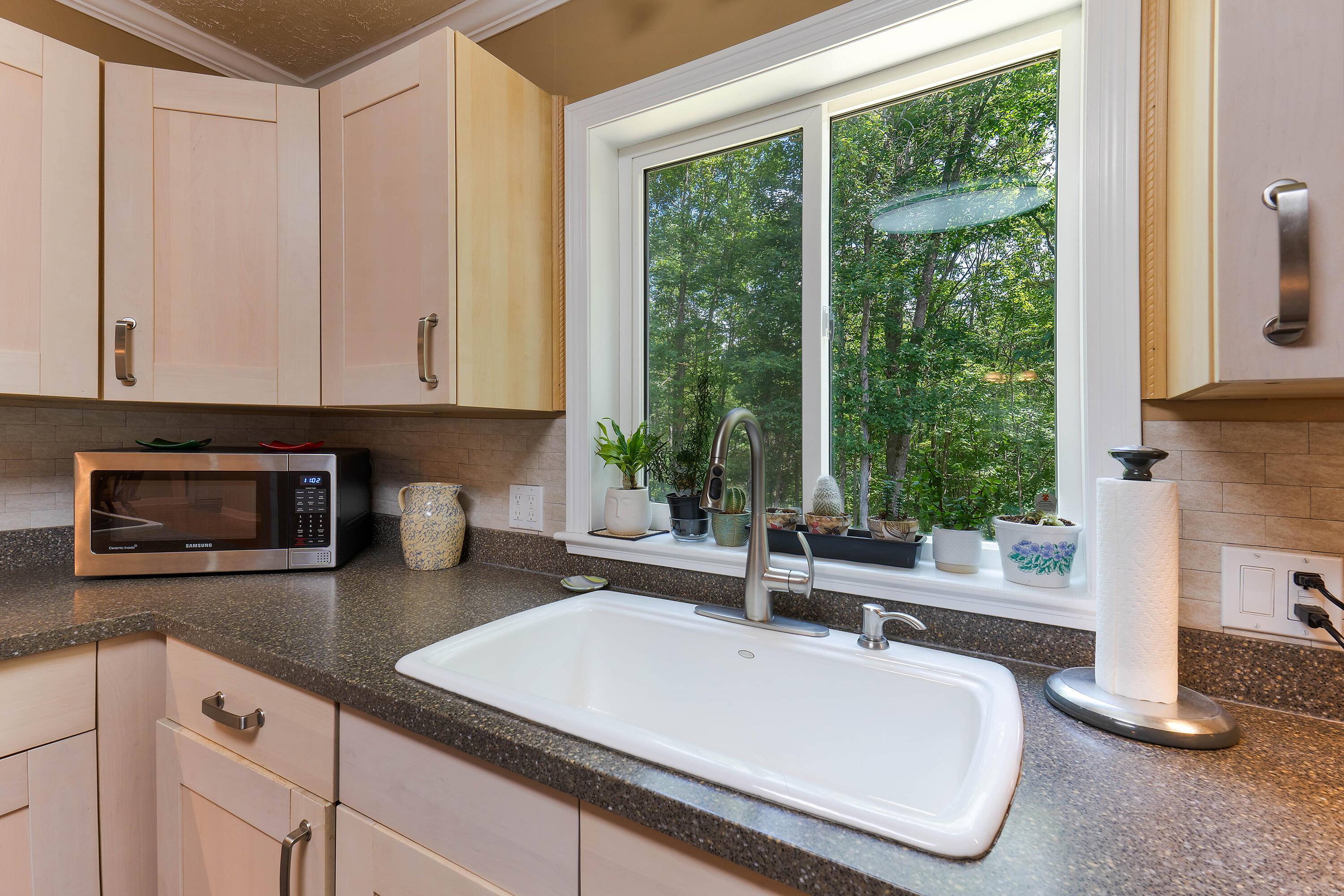 3 Greenwood Lane Lewiston ME 04240