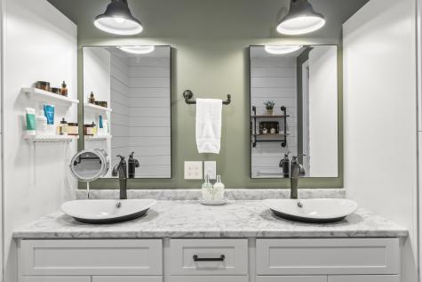 17 Wadlin Road Biddeford ME 04005