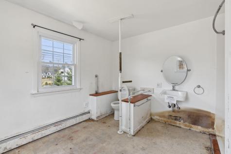 354 Pool Street Biddeford ME 04005