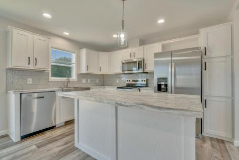 8 Colony Way Kittery ME 03904