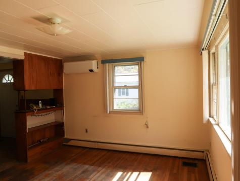 848 Whitefield Road Pittston ME 04345