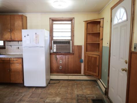 848 Whitefield Road Pittston ME 04345