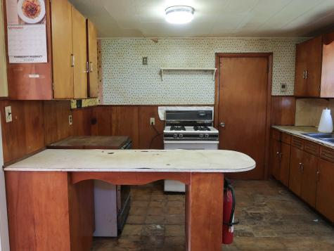 848 Whitefield Road Pittston ME 04345