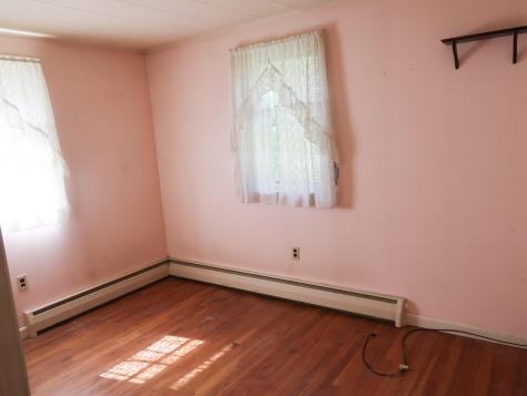 848 Whitefield Road Pittston ME 04345