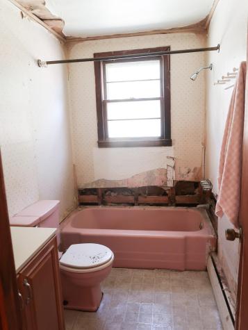 848 Whitefield Road Pittston ME 04345