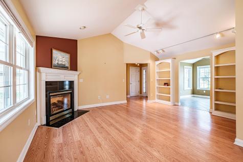 6 Coralburst Lane Scarborough ME 04074