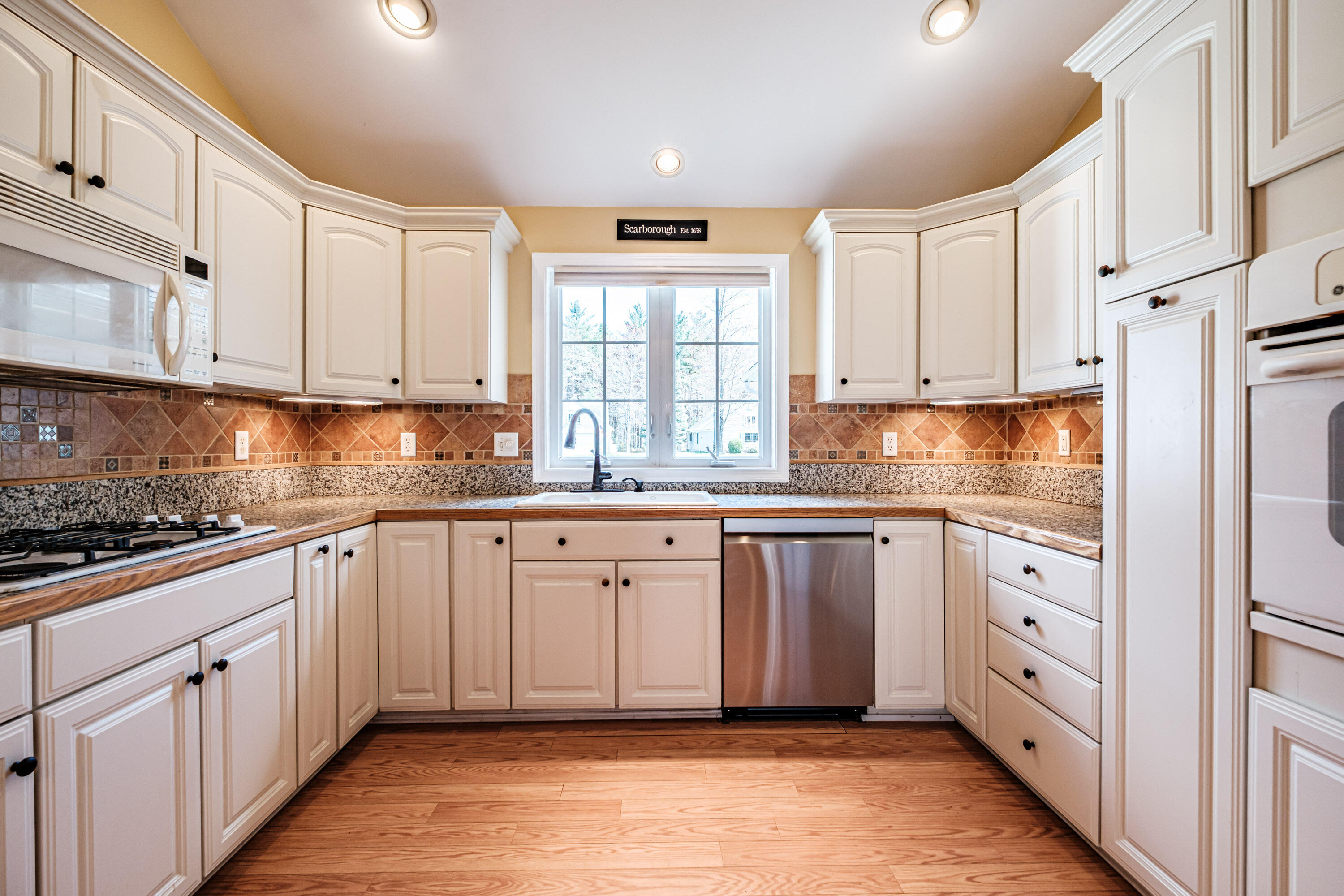 6 Coralburst Lane Scarborough ME 04074