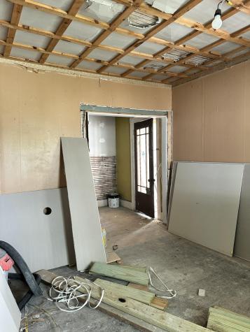 18 Porter Bridge Road Mexico ME 04257