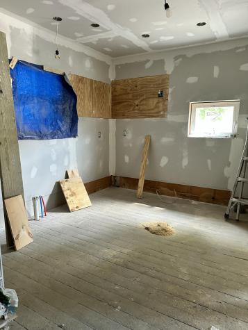 18 Porter Bridge Road Mexico ME 04257