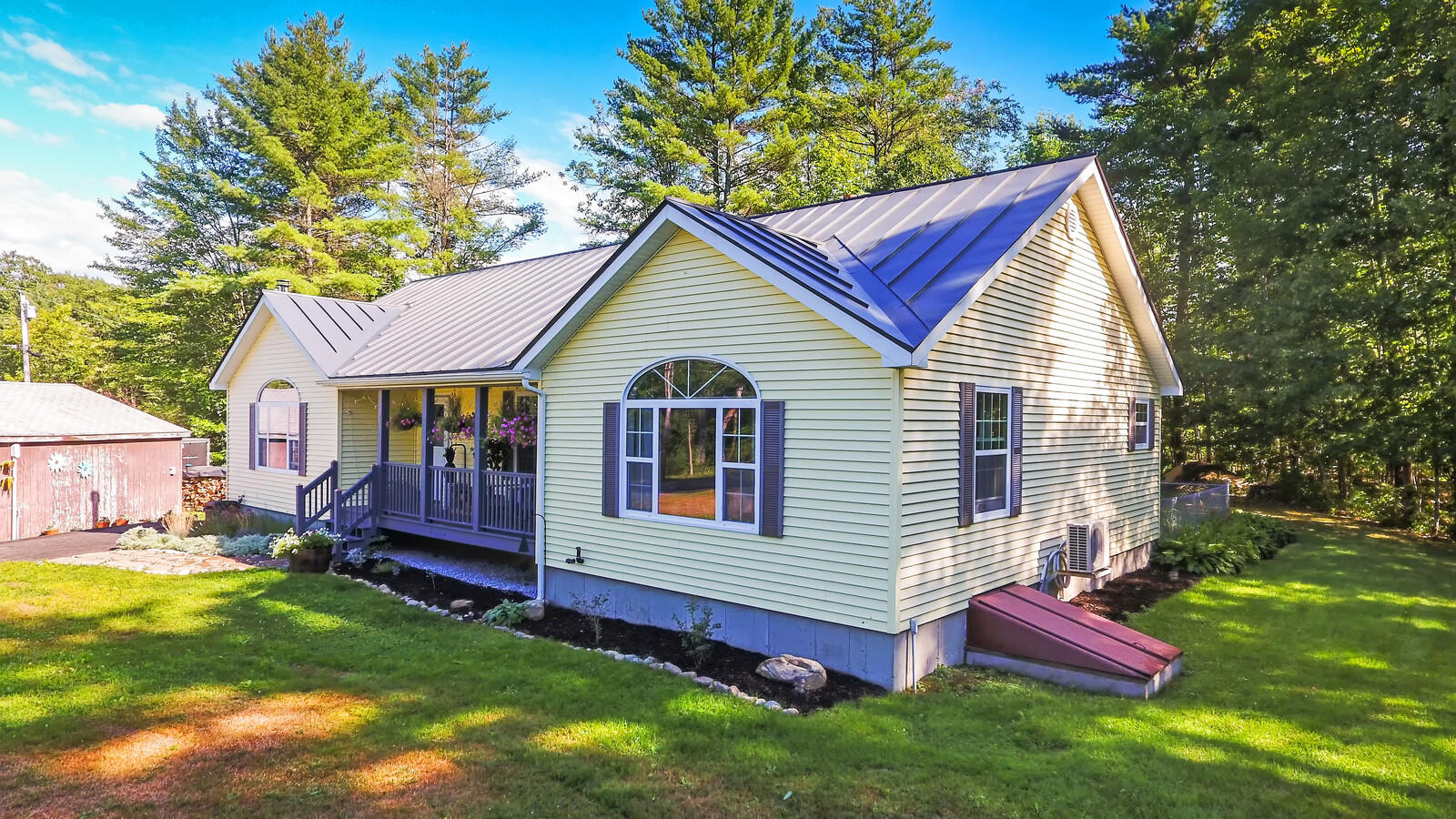 11 Woodland Drive West Gardiner ME 04345