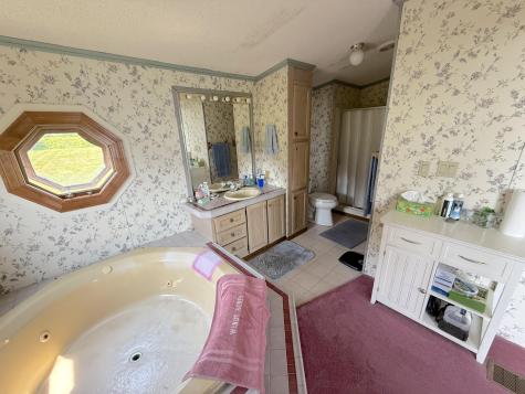 8 Bar Island Tremont ME 04674