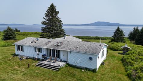 8 Bar Island Tremont ME 04674