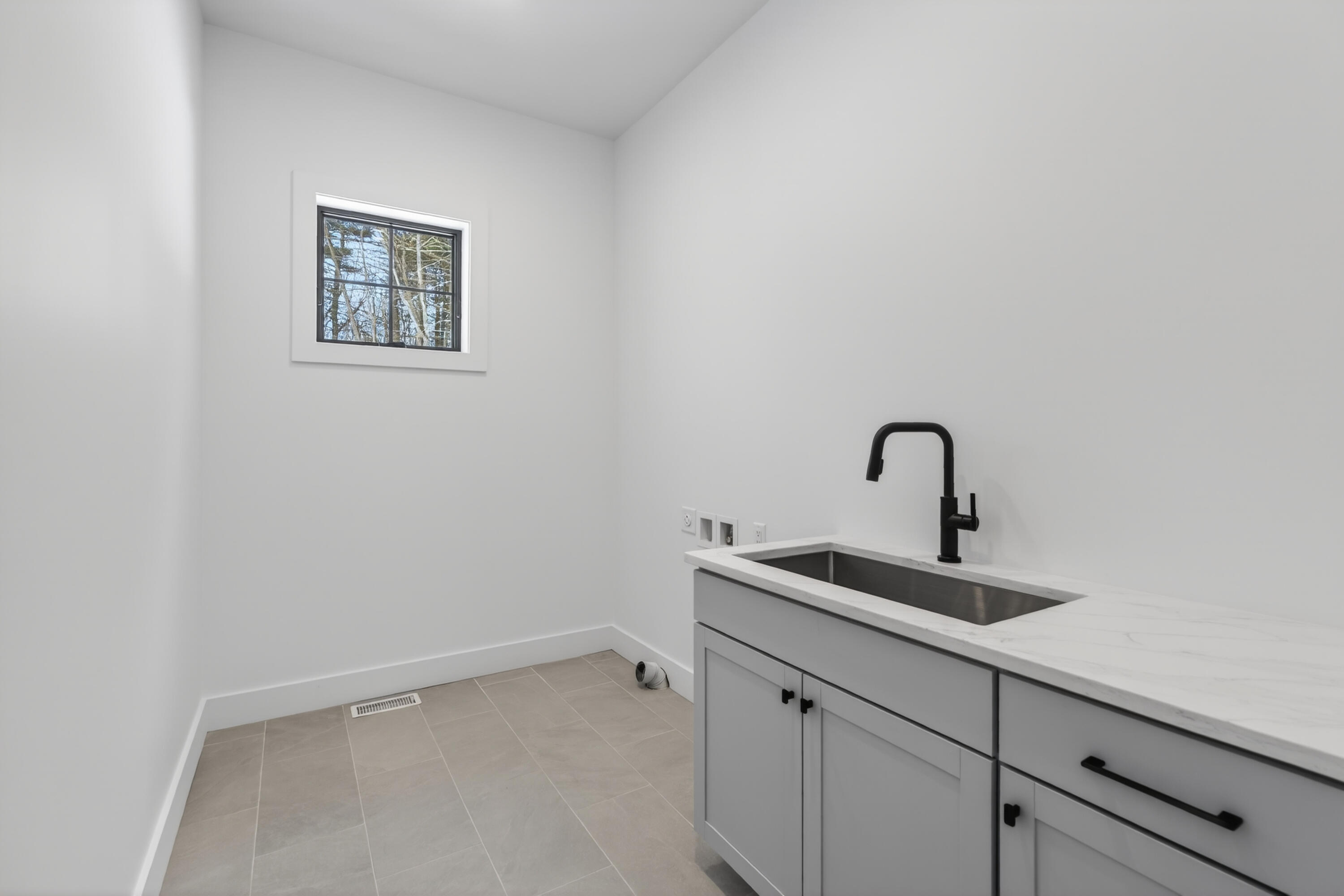 1 Josiah Norton Road York ME 03902