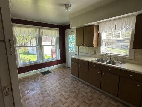 619 Riverside Drive Augusta ME 04330