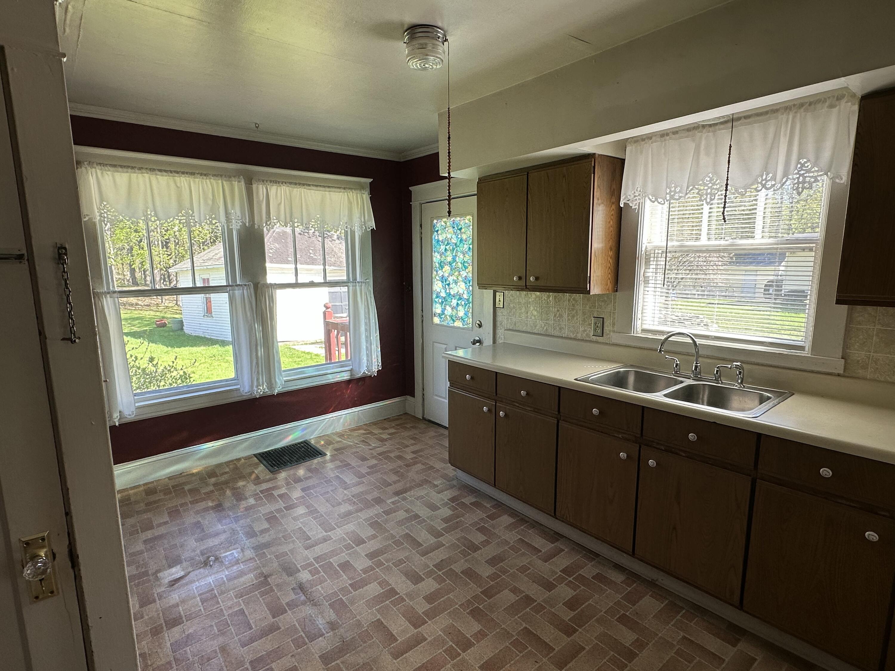 619 Riverside Drive Augusta ME 04330