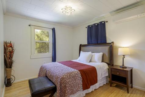 17 Mcdonald Avenue Ellsworth ME 04605