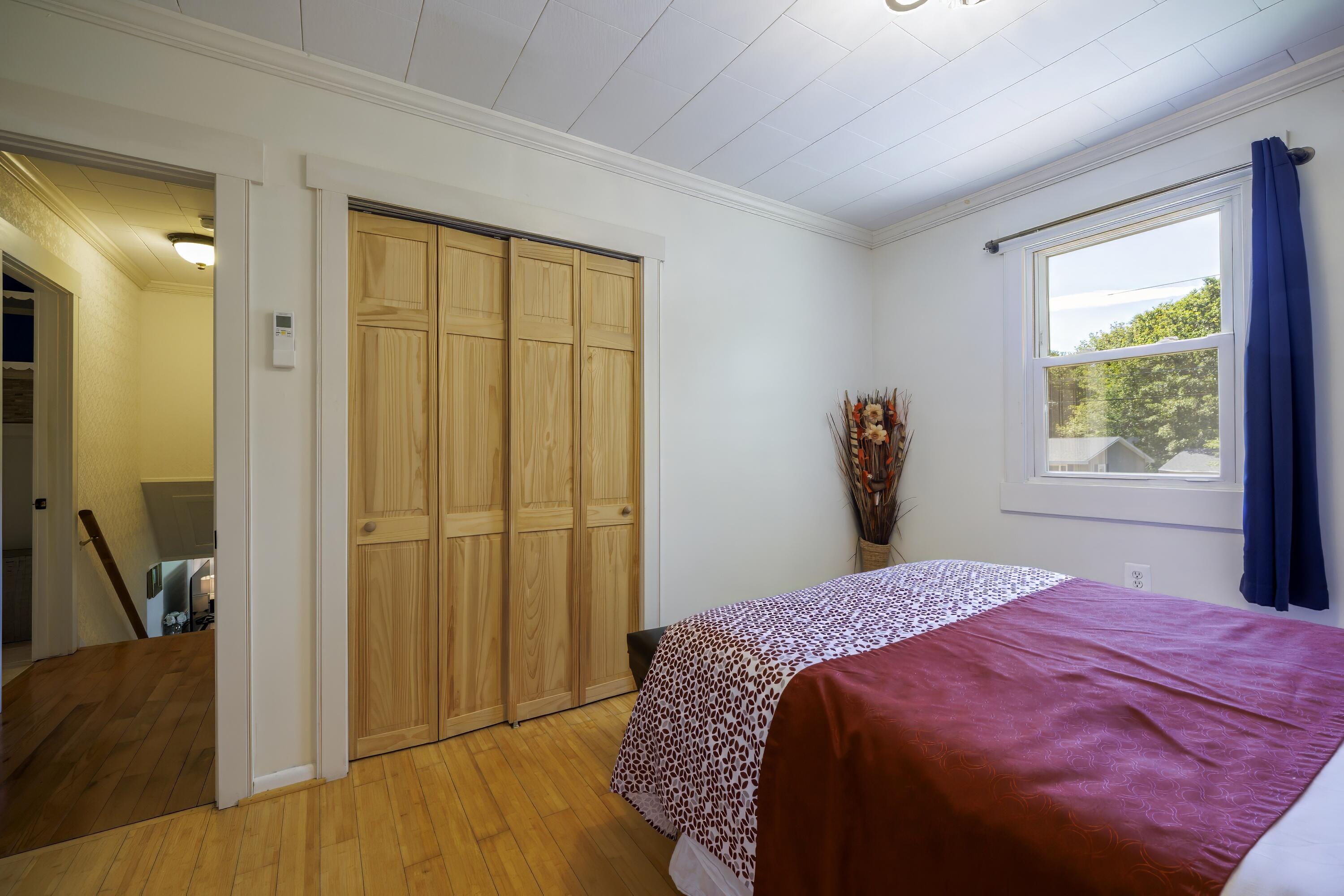 17 Mcdonald Avenue Ellsworth ME 04605