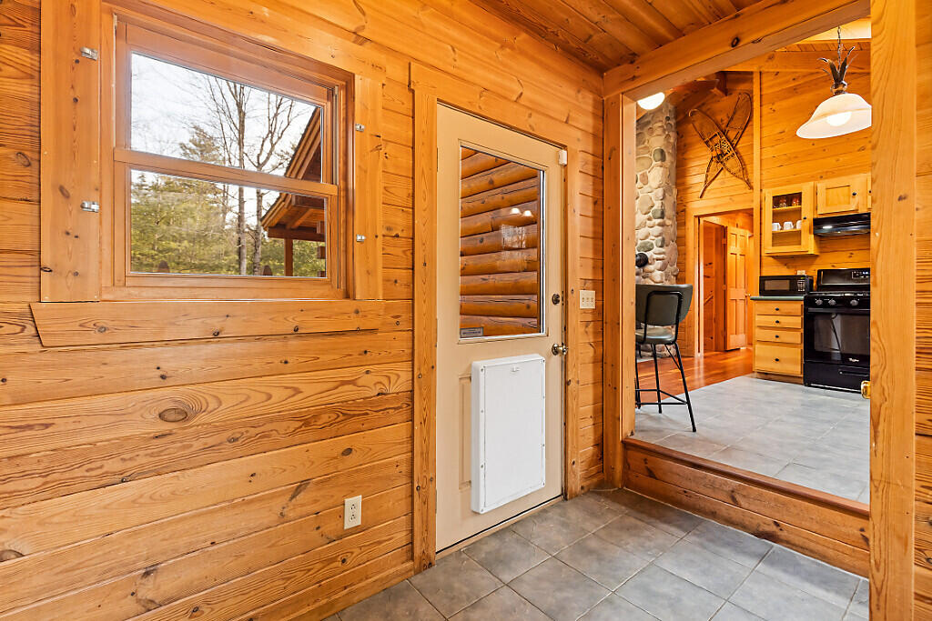 14 Beech Ridge Road Dresden ME 04342