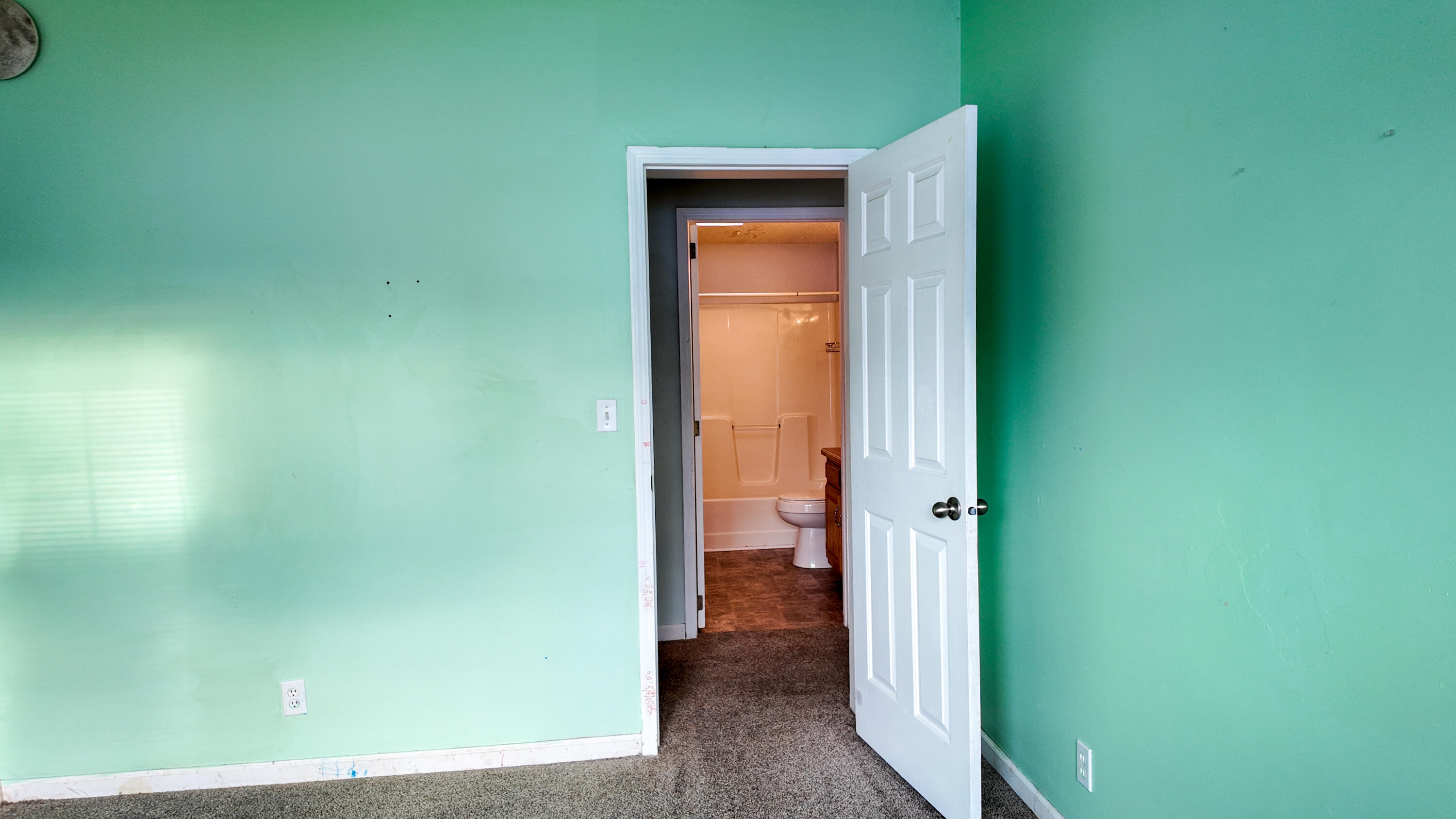 12 Buttercup Circle Auburn ME 04210