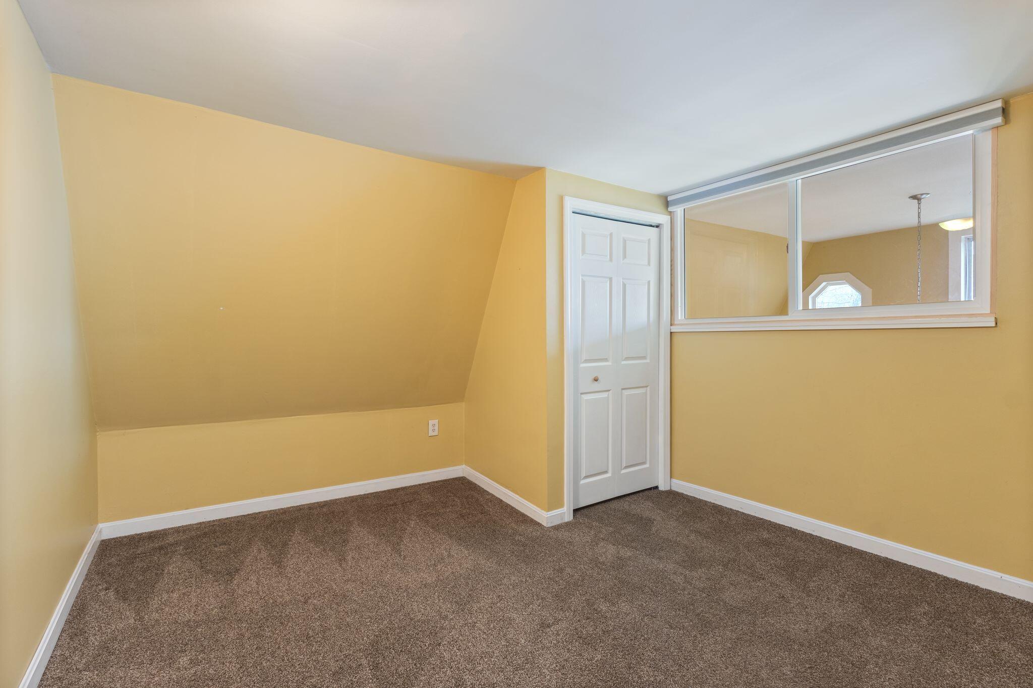 20 Spring Cove Lane Gardiner ME 04345