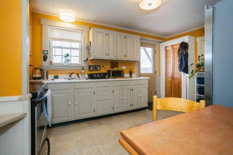 140 Maple Avenue Farmington ME 04938