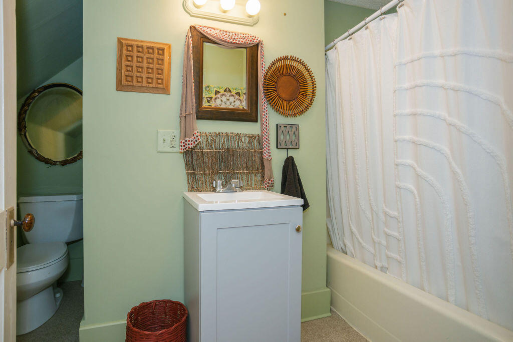 140 Maple Avenue Farmington ME 04938