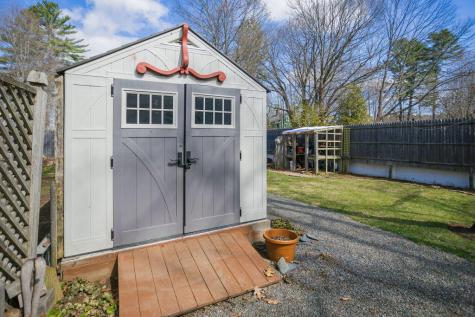140 Maple Avenue Farmington ME 04938