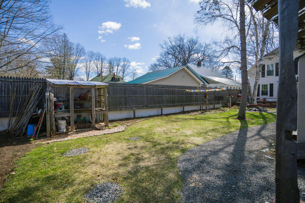140 Maple Avenue Farmington ME 04938