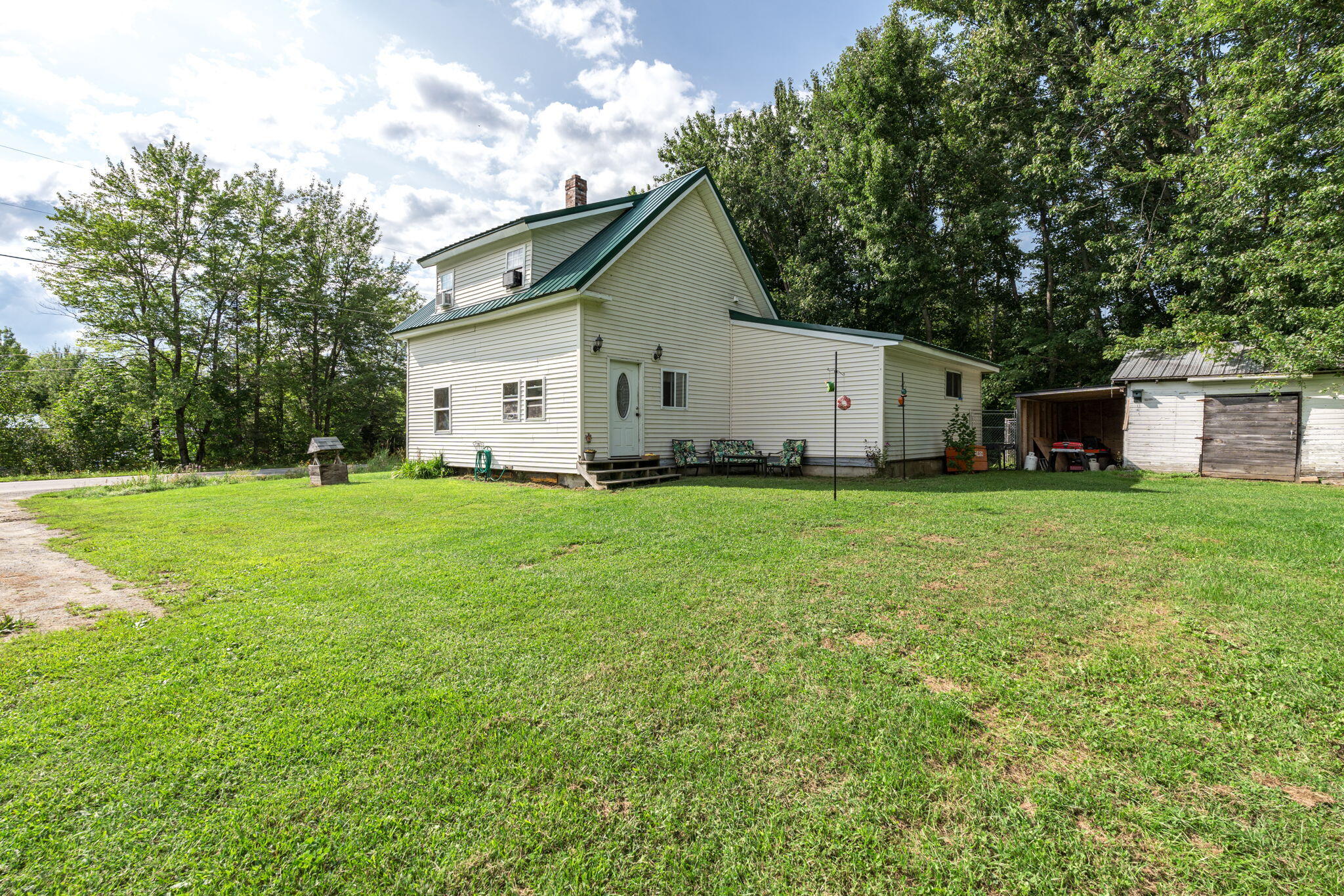 516 Troy Road Detroit ME 04929