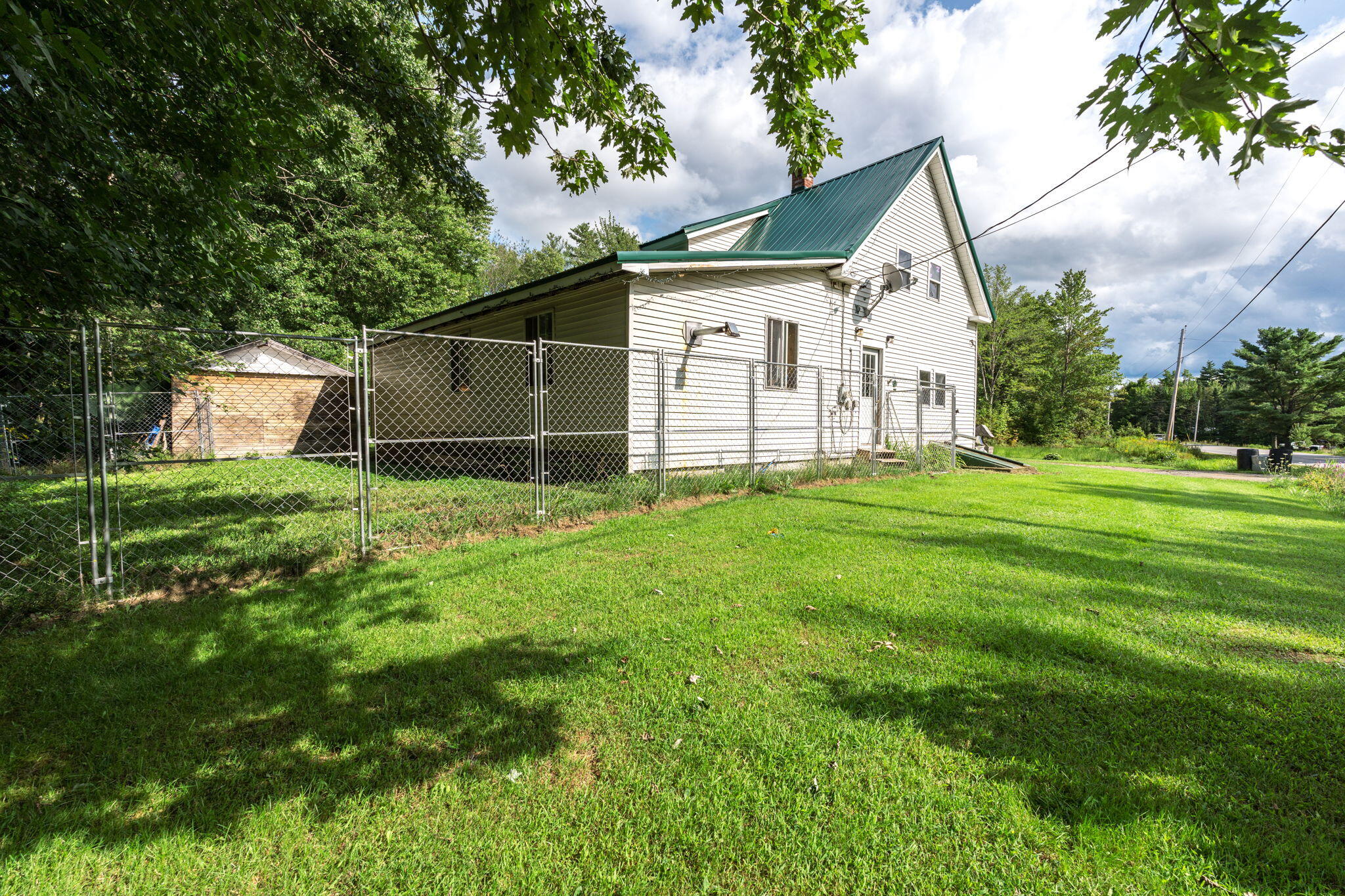 516 Troy Road Detroit ME 04929