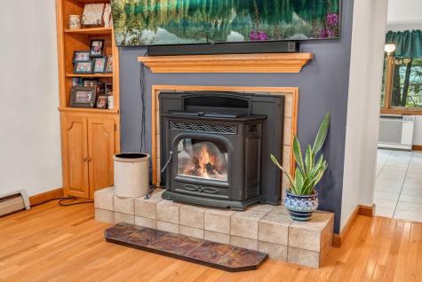 443 Main Road N Hampden ME 04444