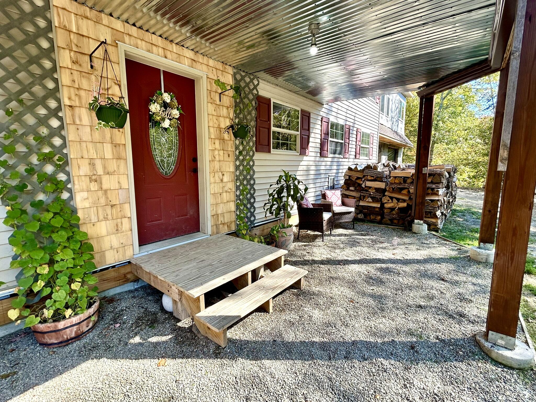 1276 Airline Road Clifton ME 04428